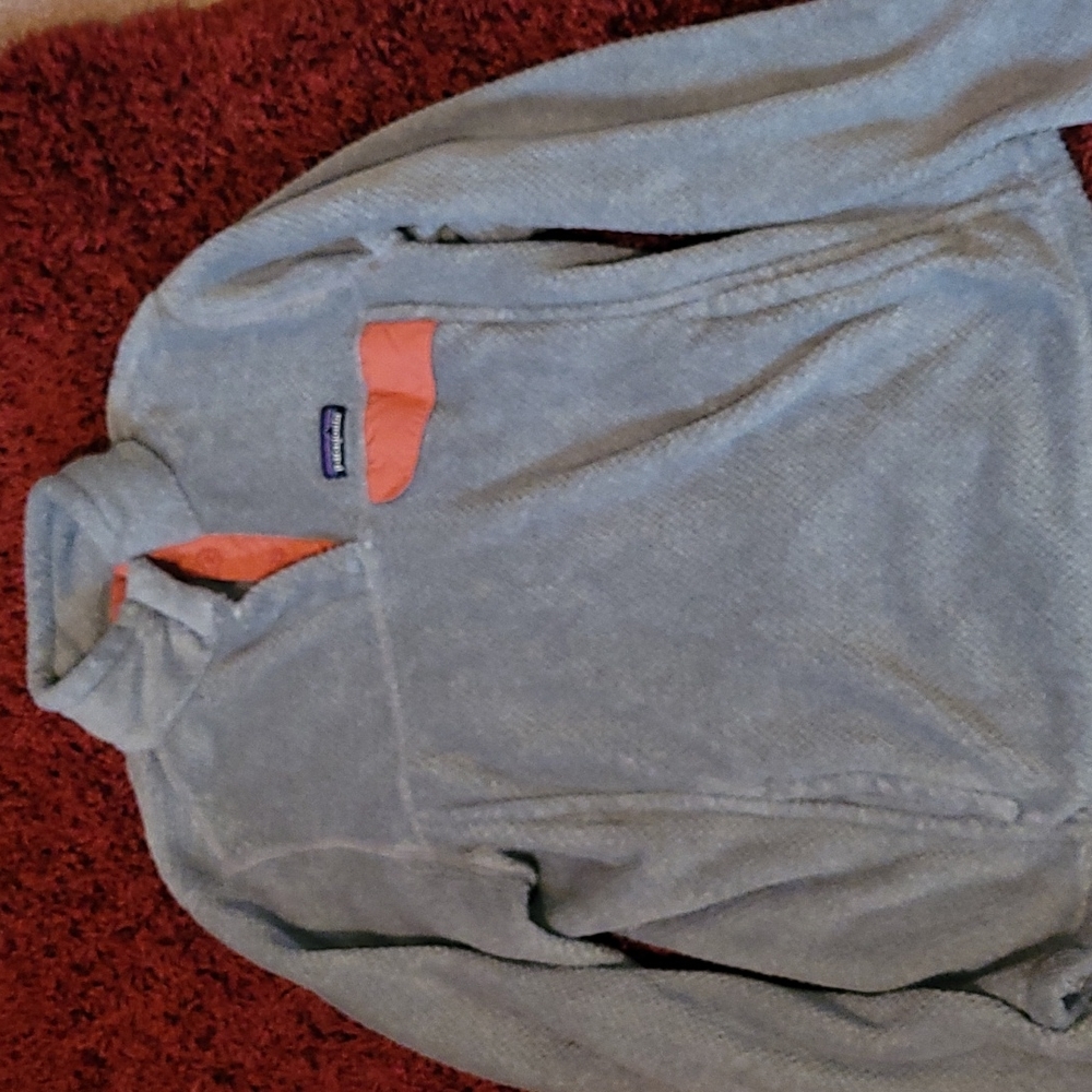 Patagonia Pull Over Sweatshirt